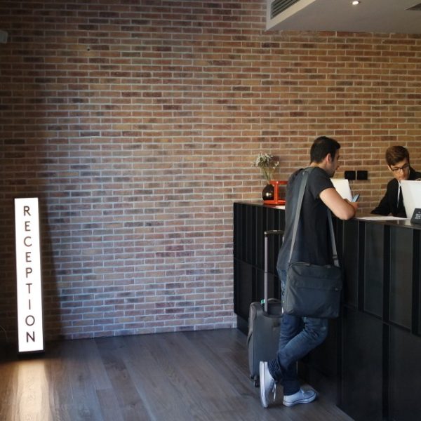 antiqued bricks wall cladding