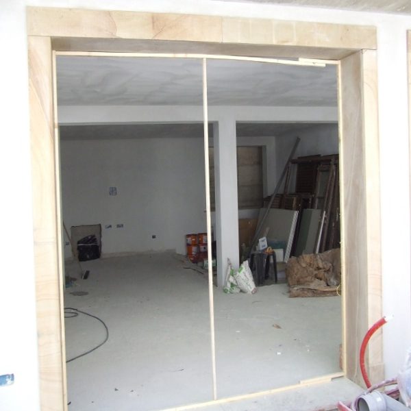 quarzirenite stone frame