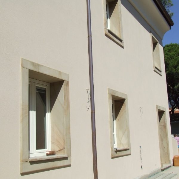 quarzirenite stone frame