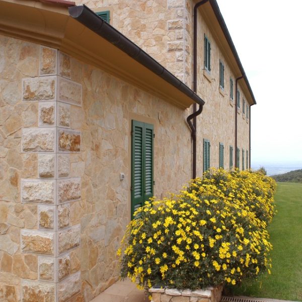 rivestimento pietra di bari