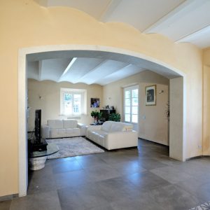 modica stone frame