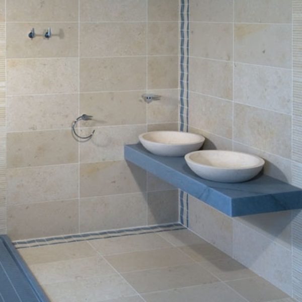 crema stone bathroom