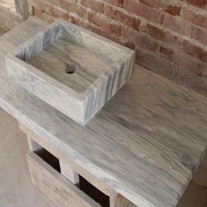 bathroom sink in verde alpi marble