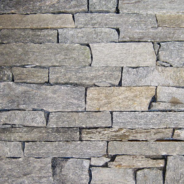 luserna covering sawn back