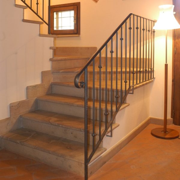 quarzirenite stone stair