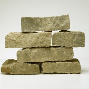 blocchetti tranciati pietra di langa rivestimento