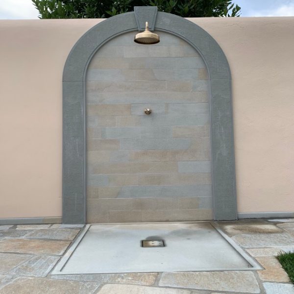 piscina pietra calcarenite